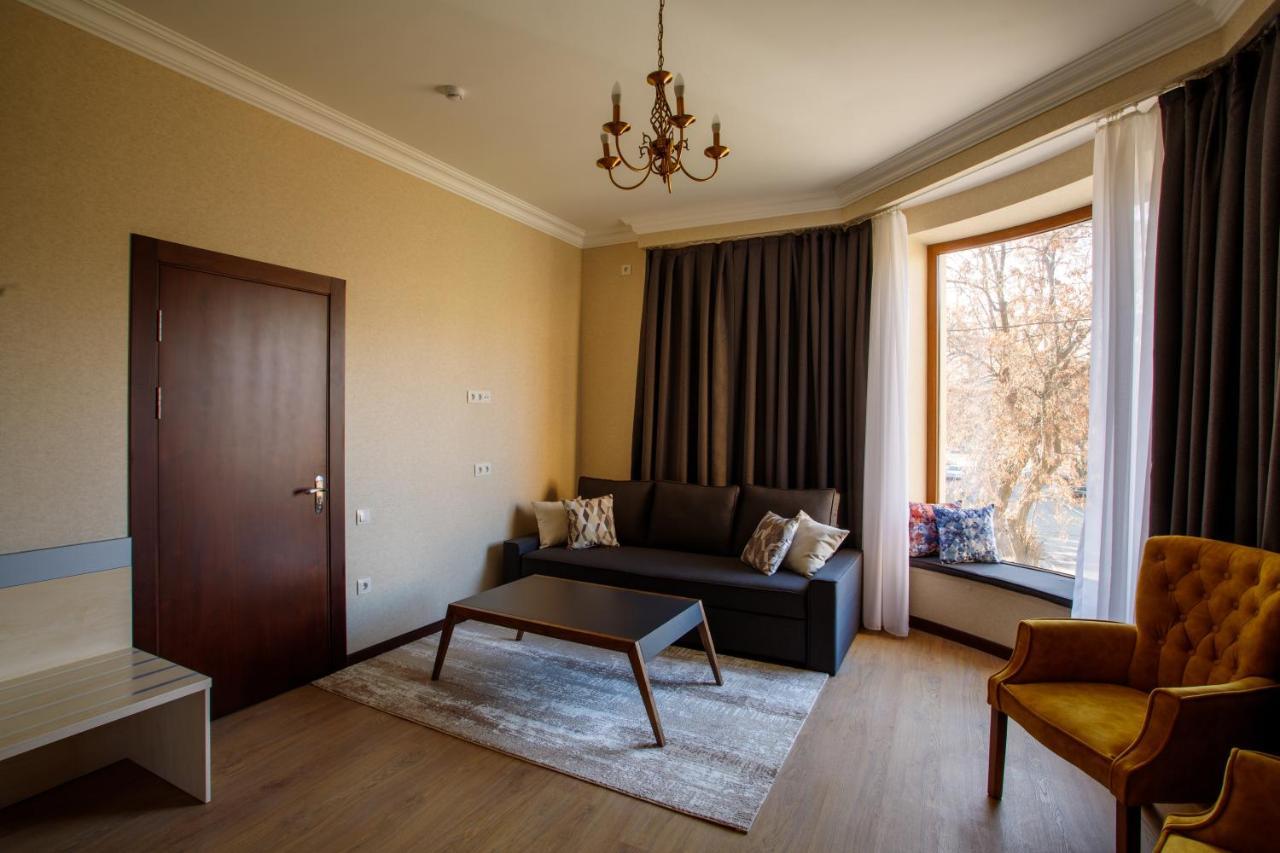 Navruz Hotel Tașkent Exterior foto